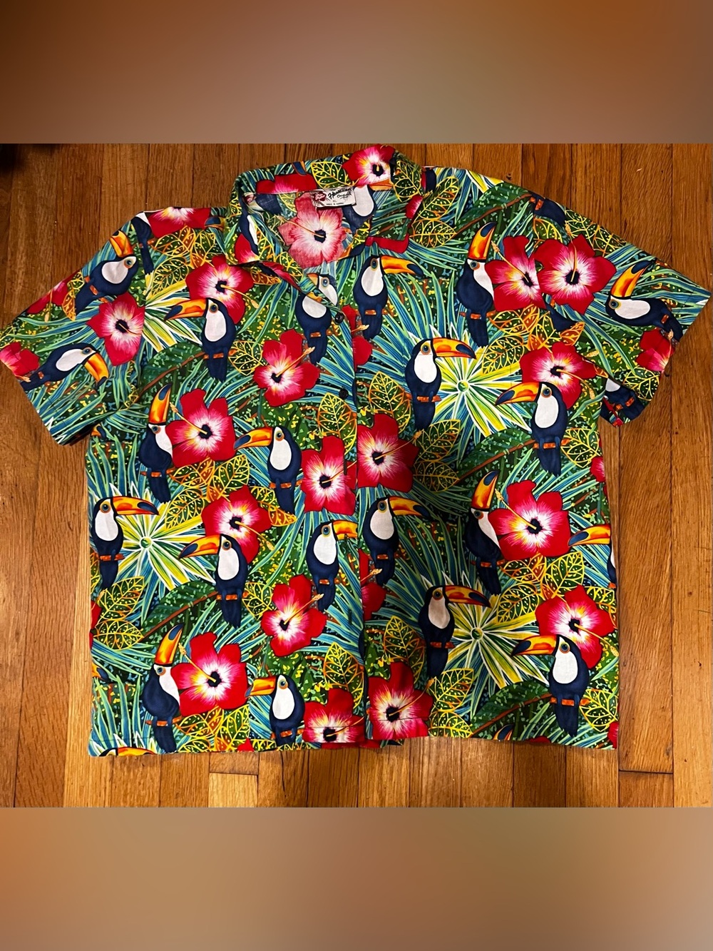 Hilo Hattie Tropical Toucan Button-Down Shirt - Green/Red/Yellow